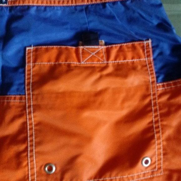 Vintage Tommy Hilfiger 90's Swim Trunks Sz M - Picture 7 of 7